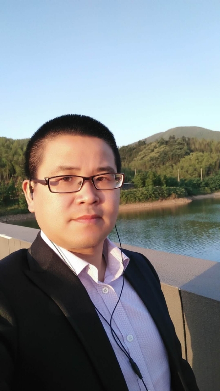 顾律师的第三张照片--江苏交友中心