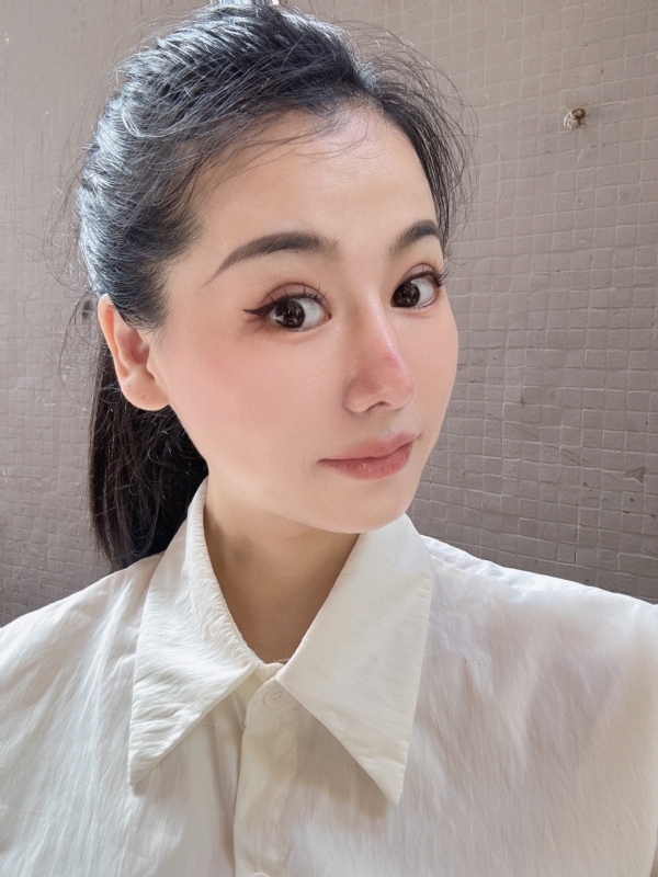 金莉的第二张照片--江苏交友中心