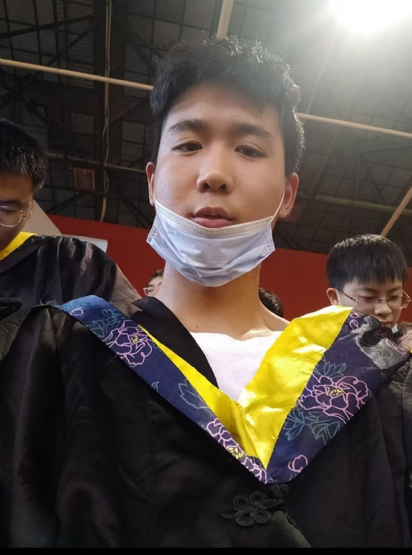 落落大方的第一张照片--江苏交友中心