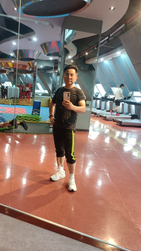 凭水相逢的第一张照片--江苏交友中心